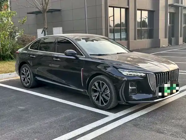 Hongqi H5 PHEV 2025