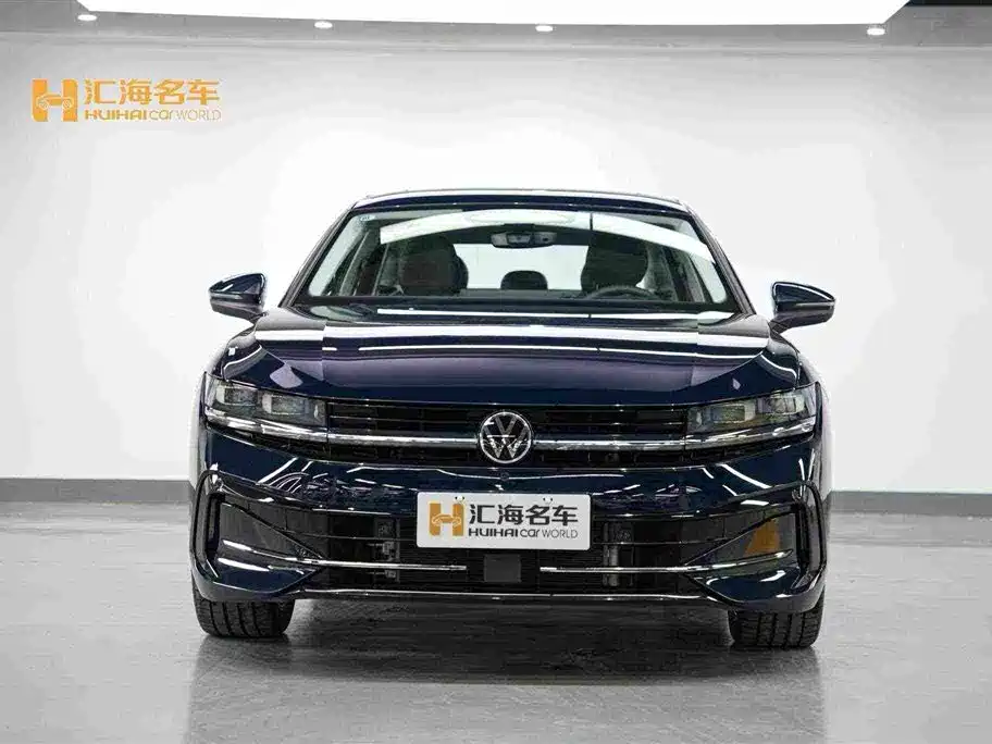 Volkswagen Magotan 2024