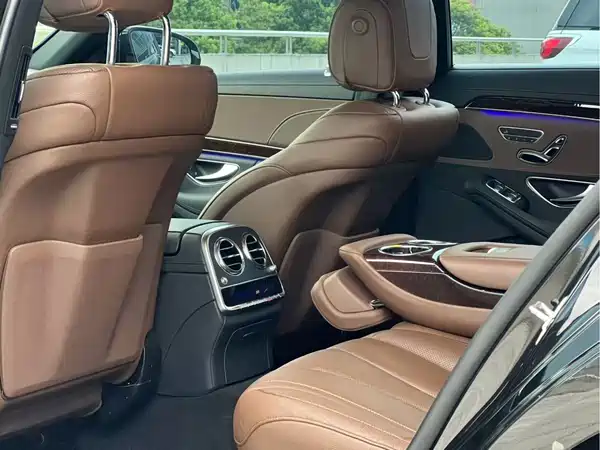 Mercedes-Benz S-Class 2020