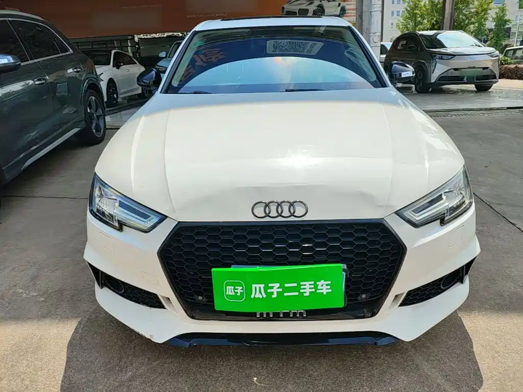 Audi A4L 2019