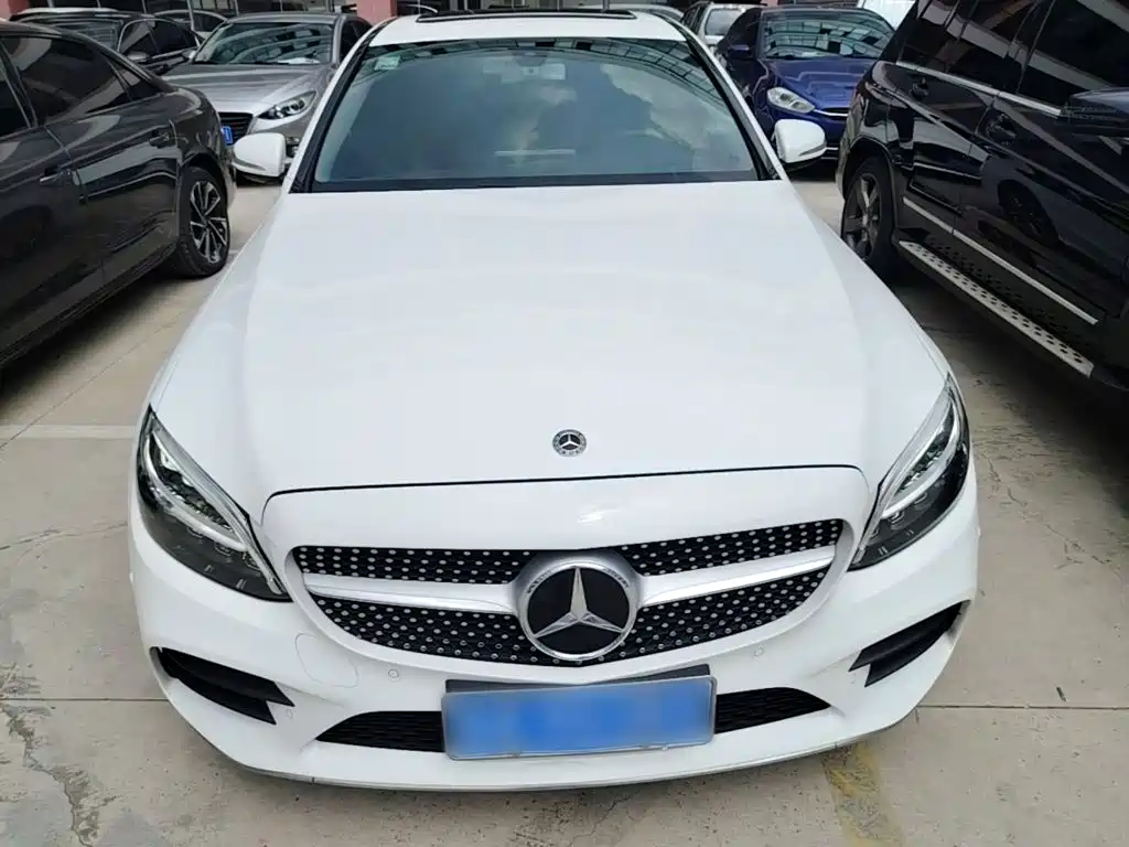 Mercedes-Benz C-Class 2020