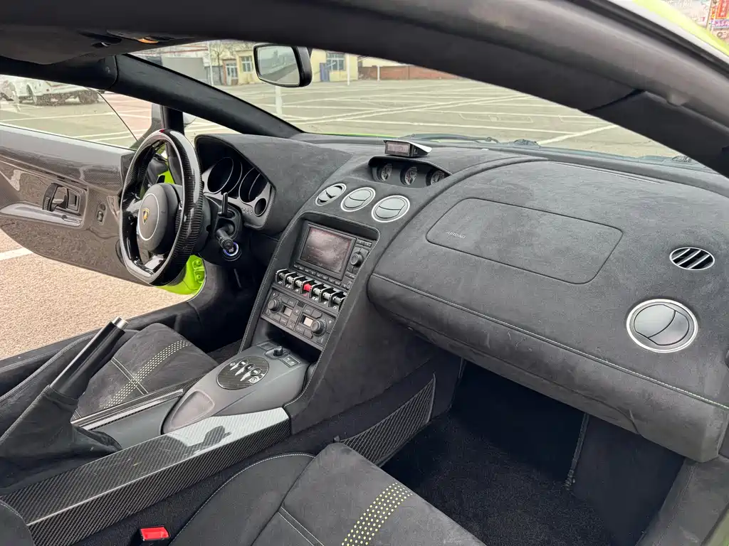 Lamborghini Gallardo 2015 — фото 16