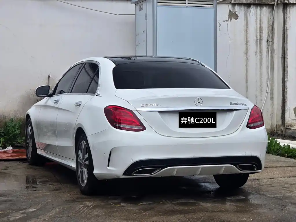 Mercedes-Benz C-Class 2017 — фото 17