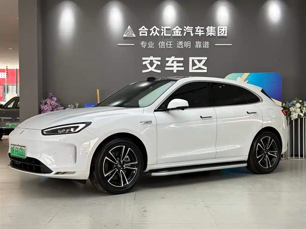 AITO M5 2025