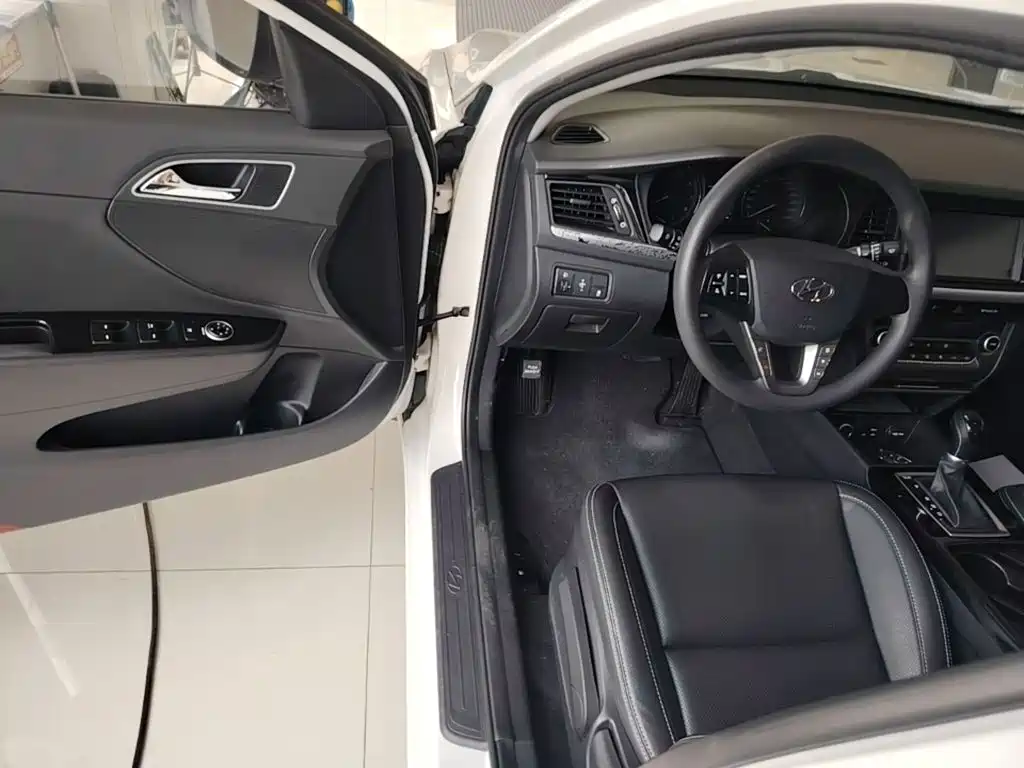 Hyundai Mistra 2017 — фото 16