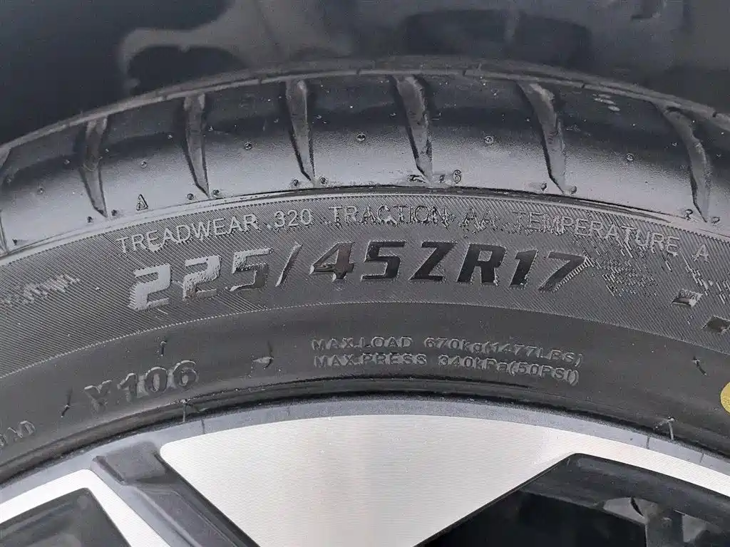 Hyundai Elantra 2022 — фото 24