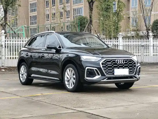 Audi Q5L 2022