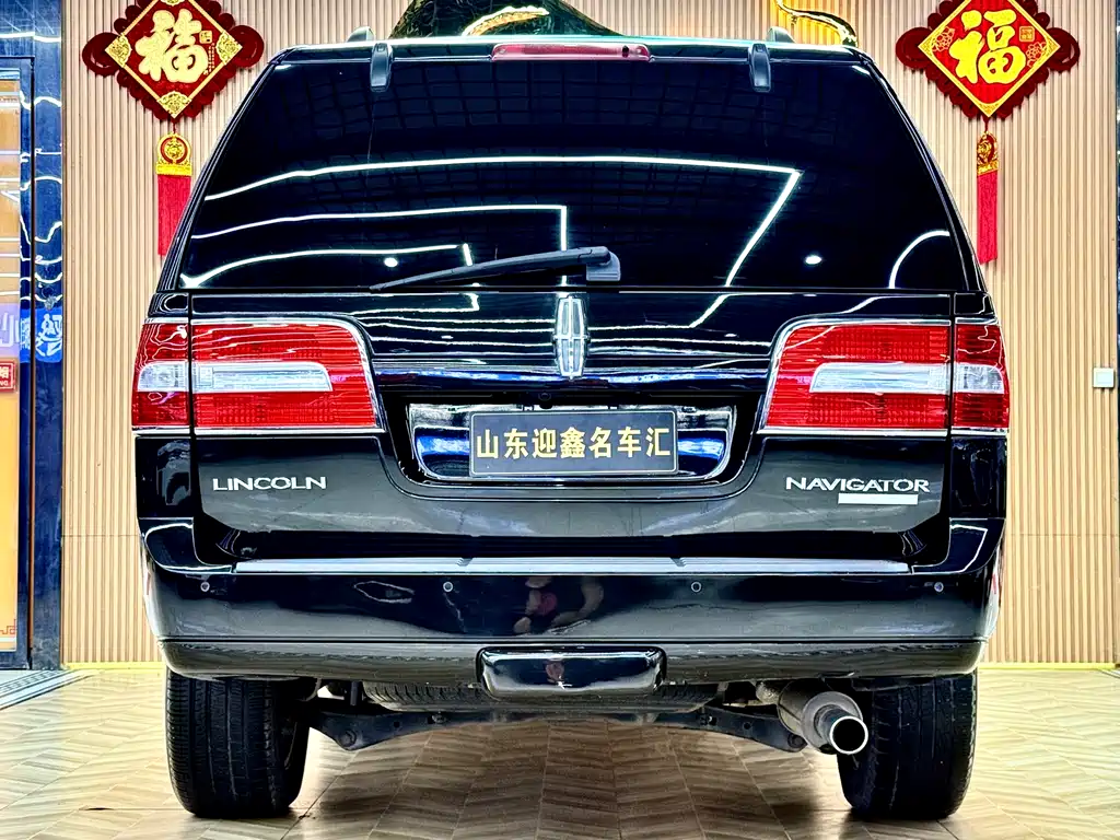 Lincoln Navigator 2012 — фото 14