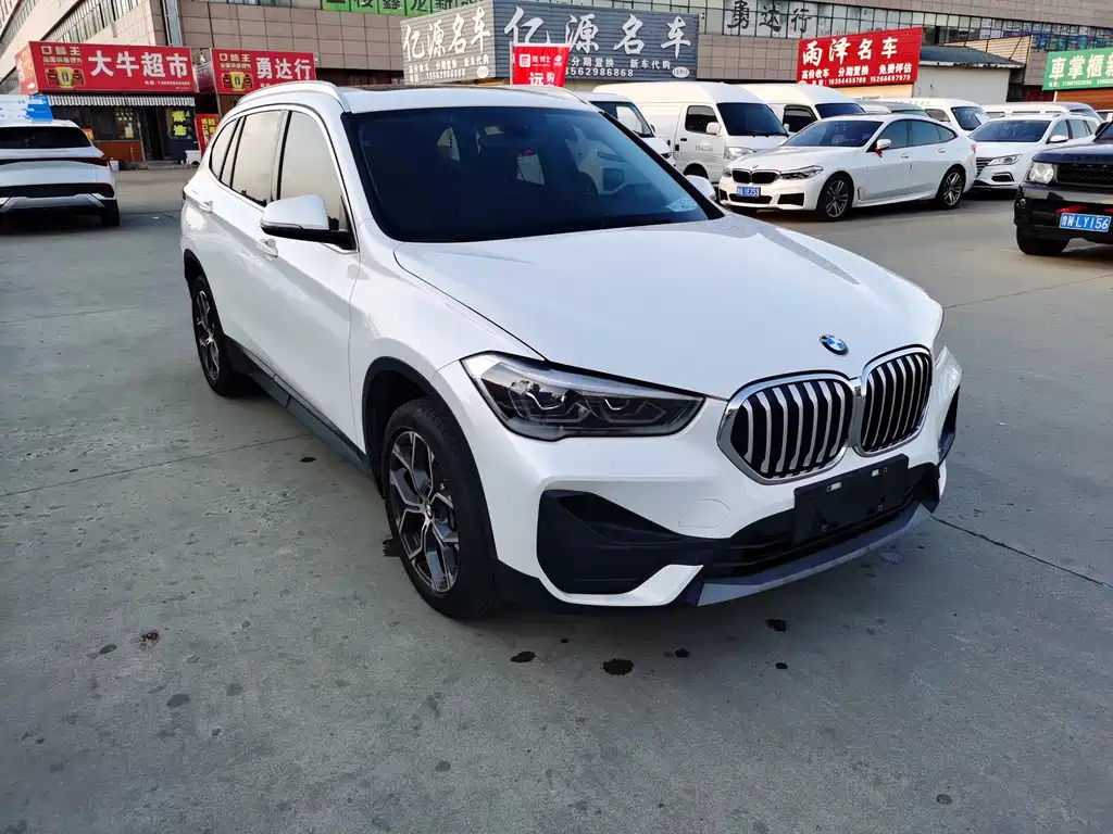 BMW X1 2021 — фото 3