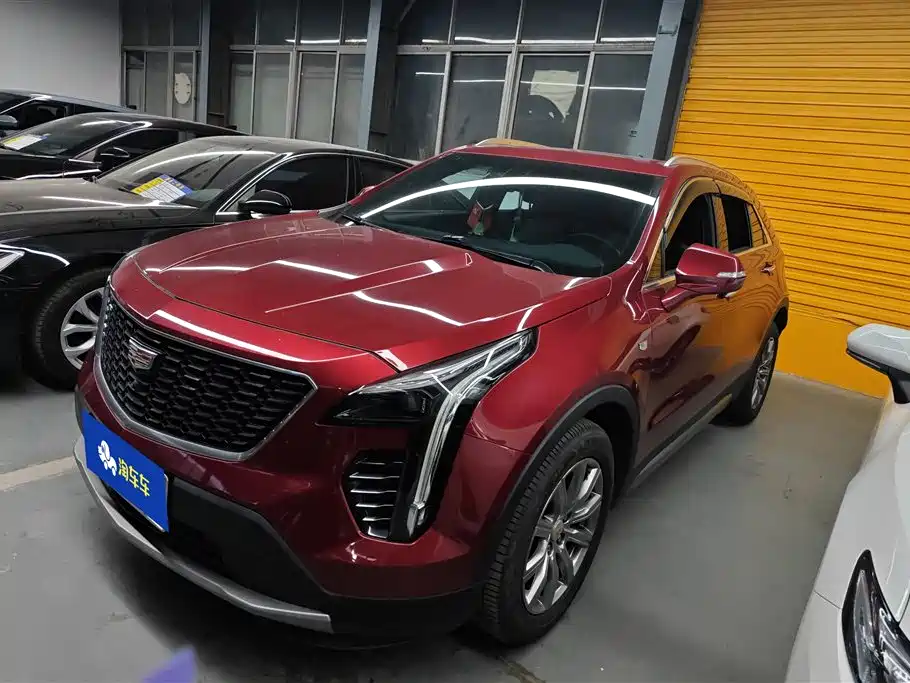Cadillac XT4 2021 — фото 1