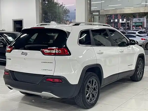 Jeep Cherokee 2020