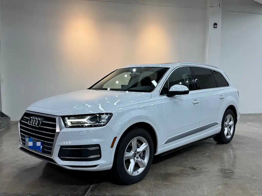 Audi Q7 2016 — фото 1