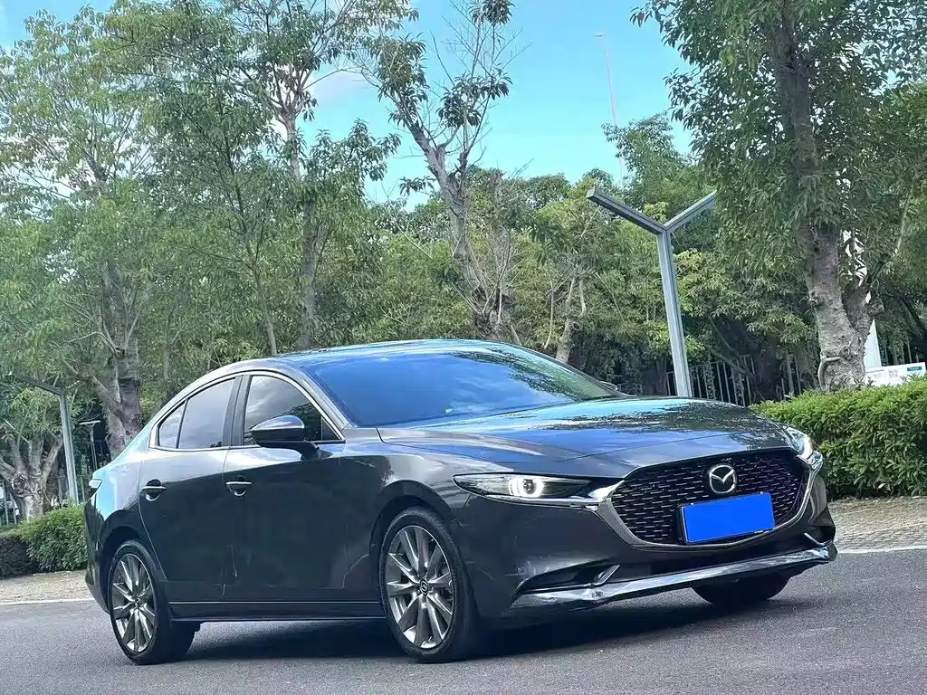 Mazda 3 Axela 2022