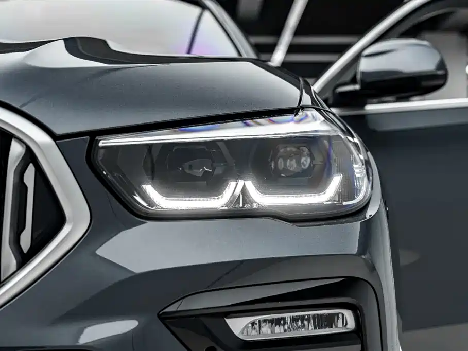 BMW X6 2021 — фото 37