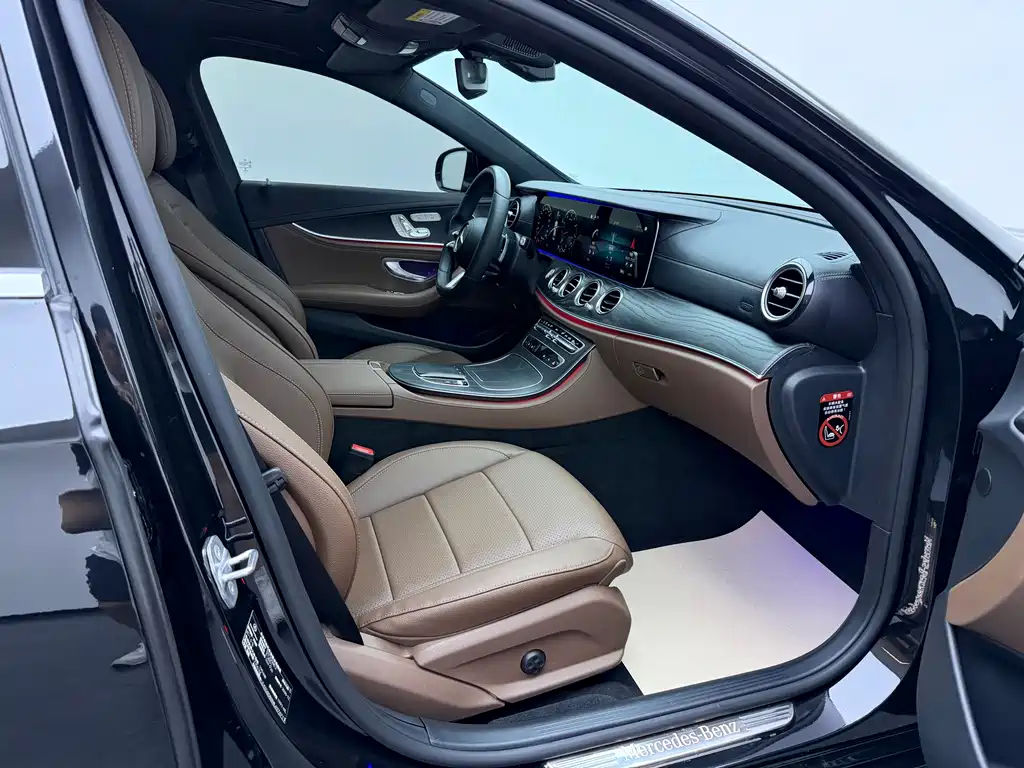 Mercedes-Benz E-Class 2021 — фото 10