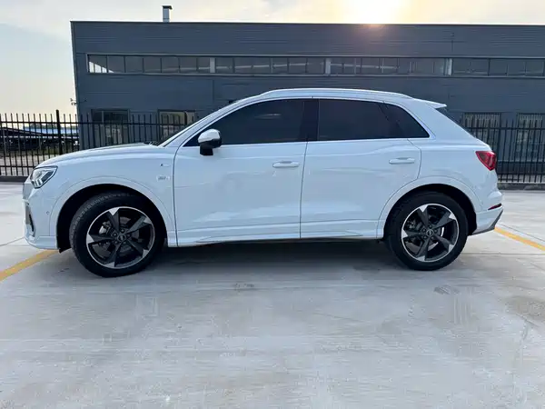 Audi Q3 2022