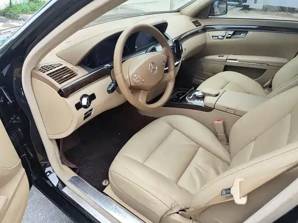 Mercedes-Benz S-Class 2013