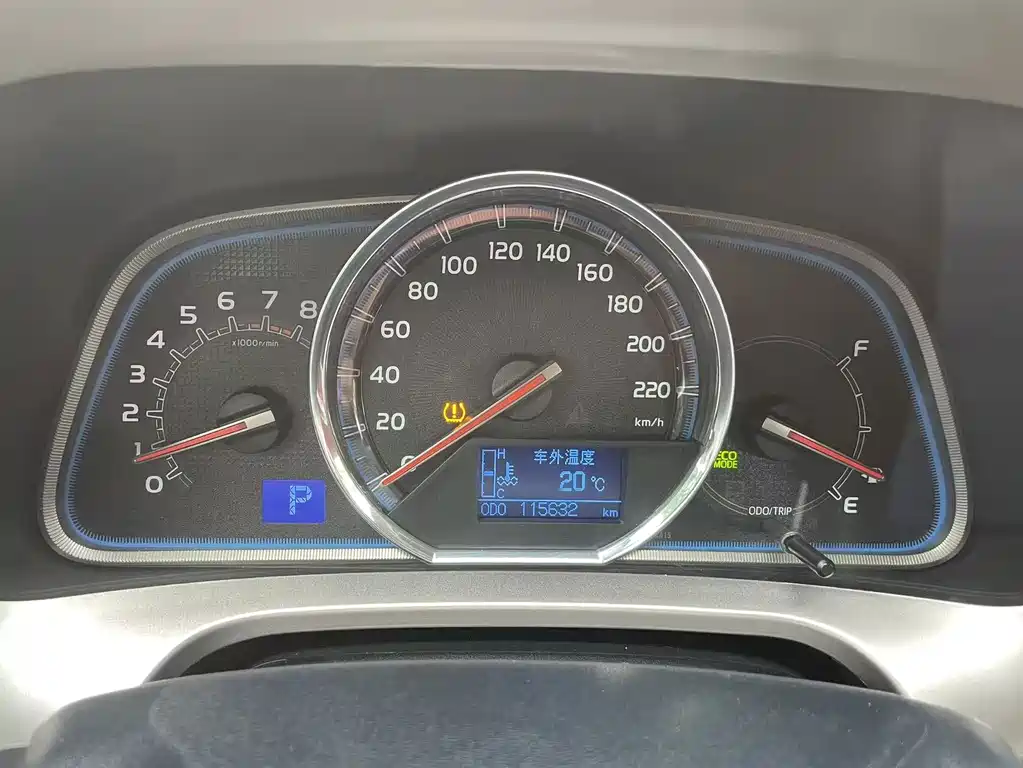 Toyota RAV4 2015 — фото 12
