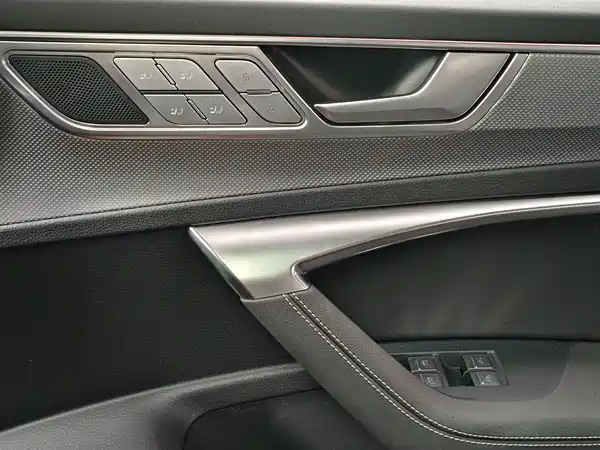 Audi A7L 2024