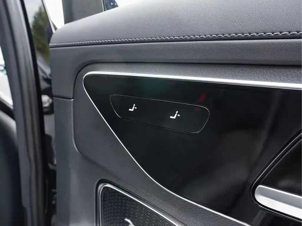 Mercedes-Benz C-Class 2022 — фото 17
