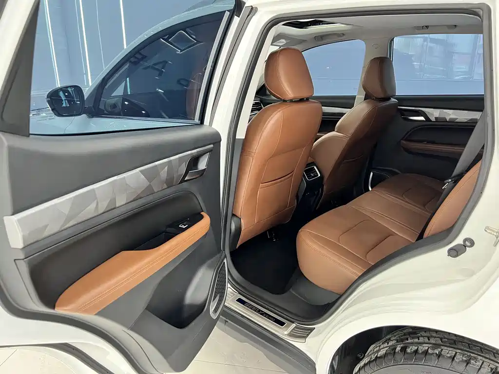 Geely Vision X6 2023 — фото 13