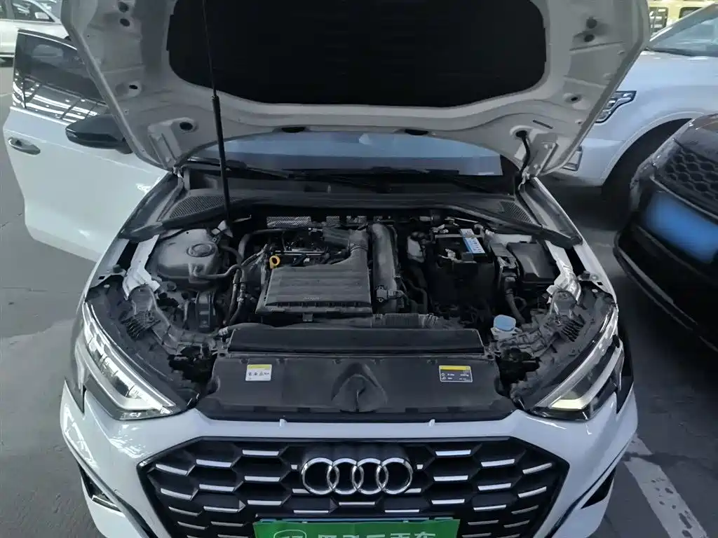 Audi A3 2023 — фото 16