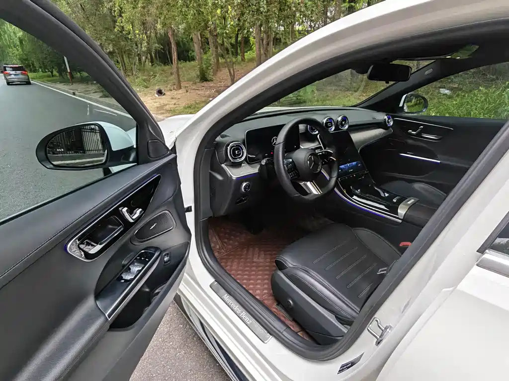 Mercedes-Benz C-Class 2022