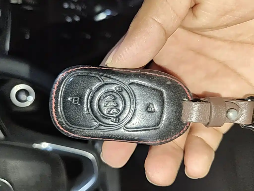 Buick Envision Plus 2015 — фото 9