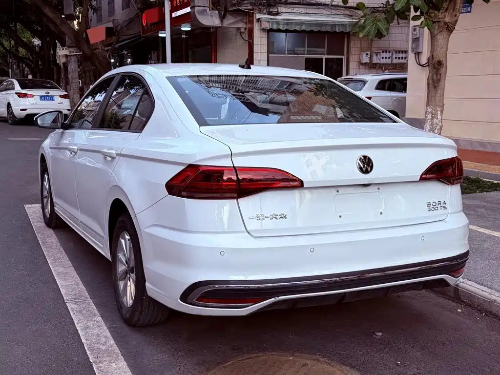 Volkswagen Bora 2024