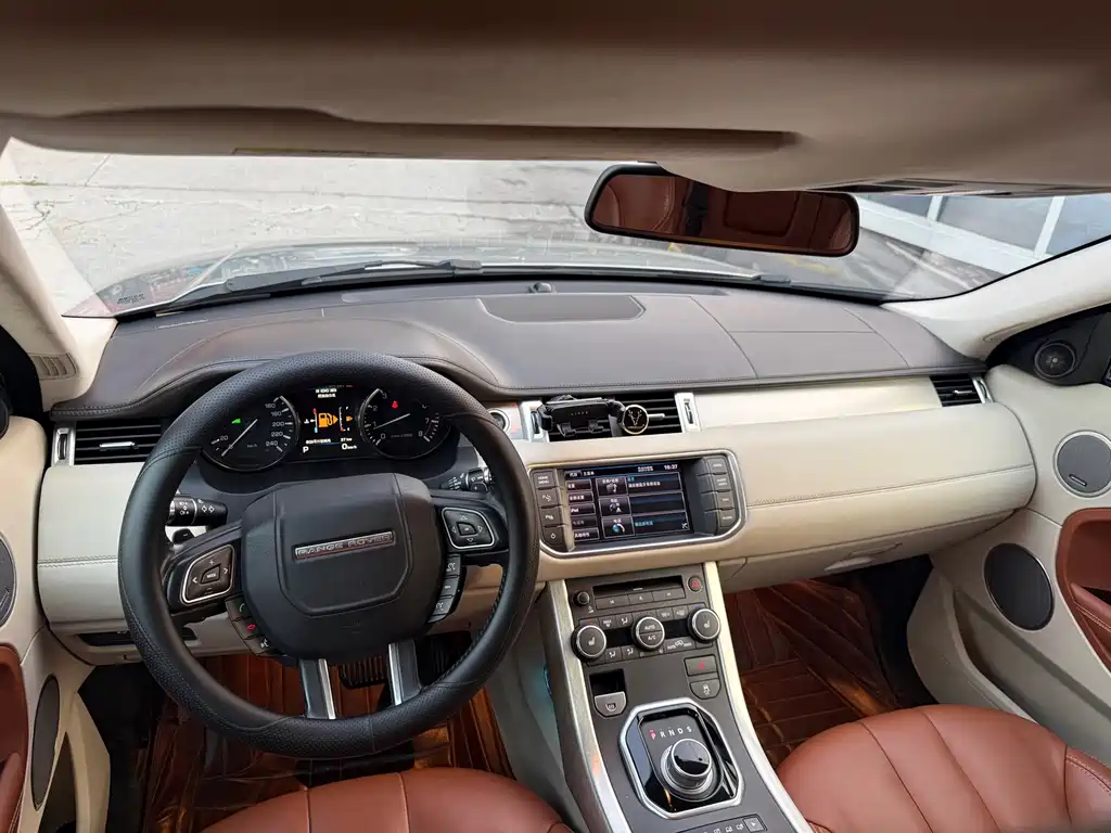 Land Rover Range Rover Evoque 2011 — фото 10