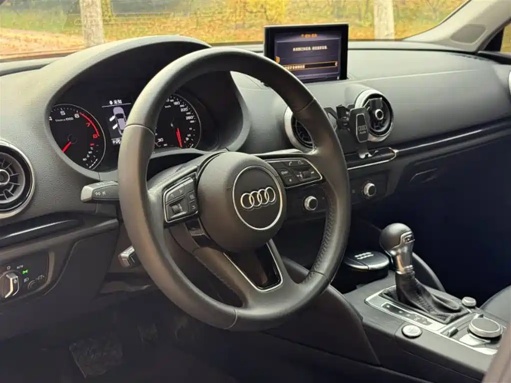 Audi A3 2020 — фото 13
