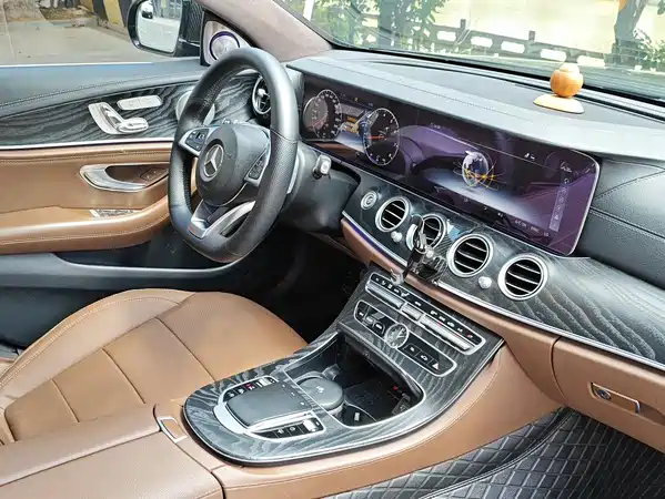 Mercedes-Benz E-Class 2018