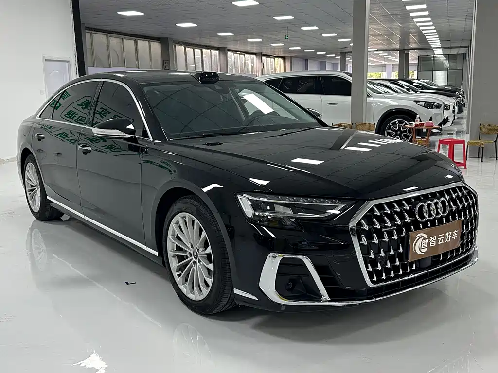Audi A8 2025 — фото 3