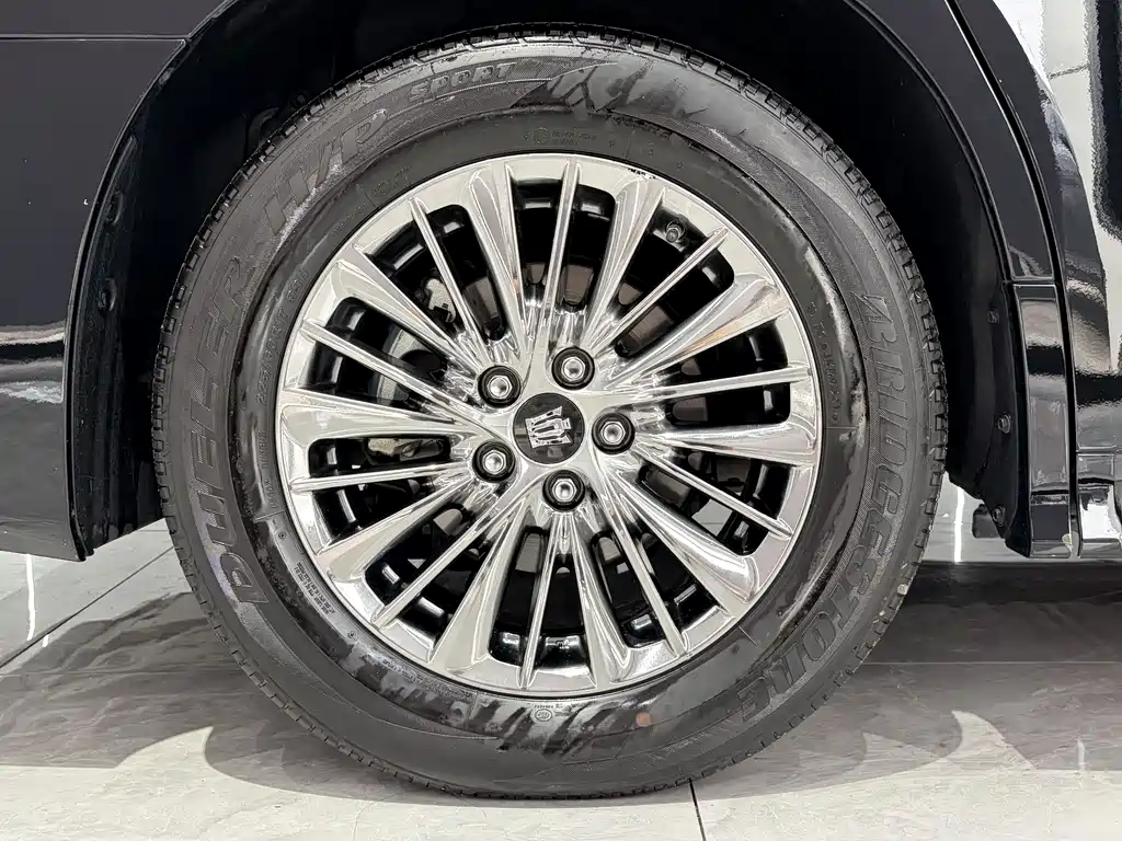 Toyota Vellfire 2022 — фото 13