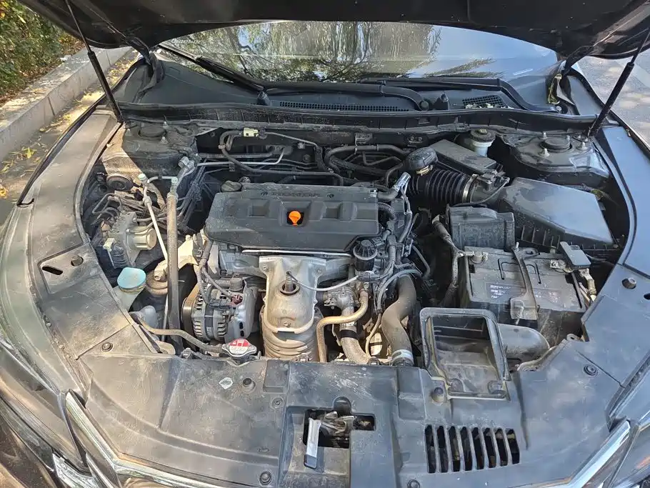Honda Accord 2014 — фото 10