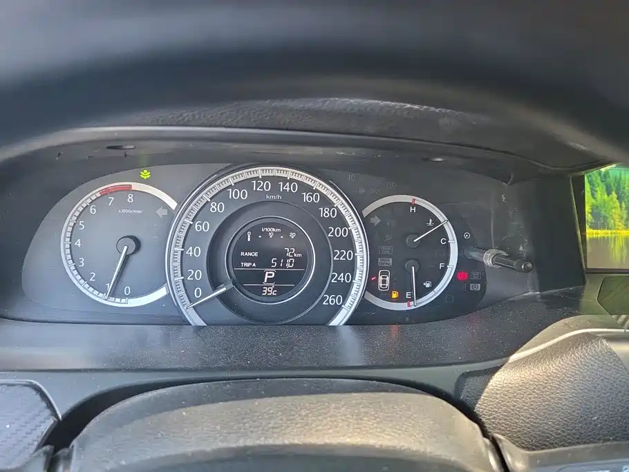 Honda Accord 2014 — фото 14