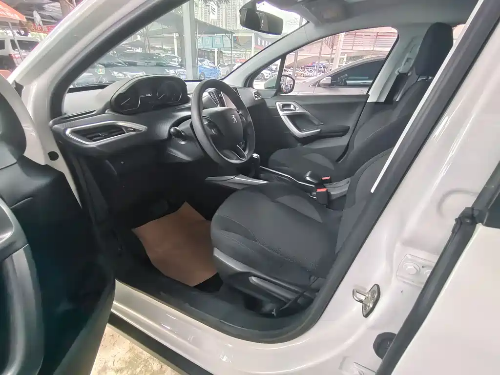 Peugeot 2008 2017