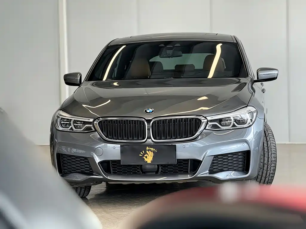 BMW 6 Series GT 2018 — фото 10