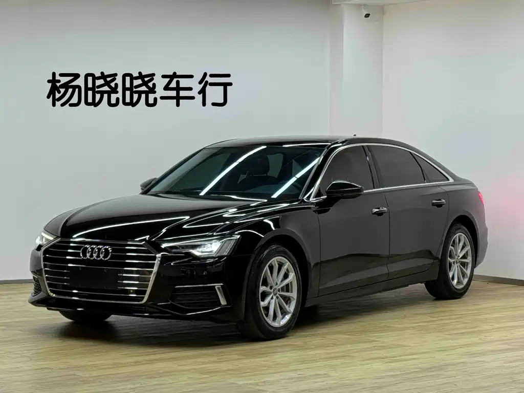 Audi A6L 2019 — фото 1