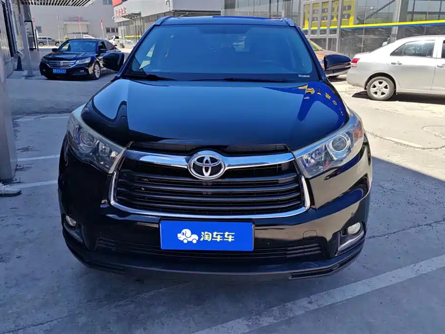 Toyota Highlander 2017 — фото 2