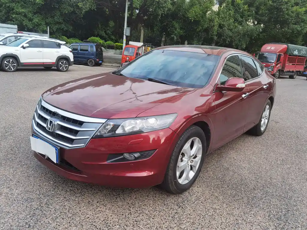 Honda Crosstour 2014 — фото 1