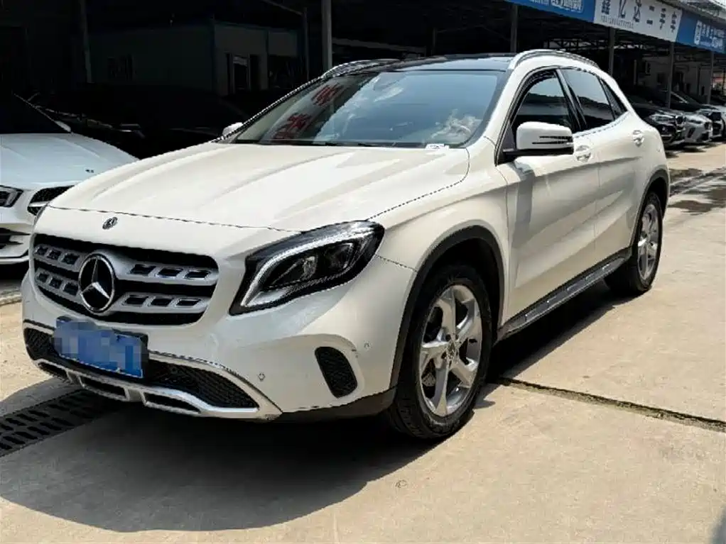 Mercedes-Benz GLA 2018 — фото 1