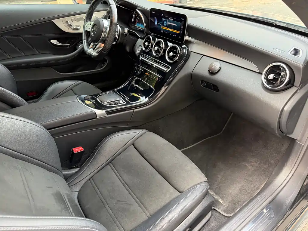 Mercedes-Benz C-Class AMG 2021 — фото 9