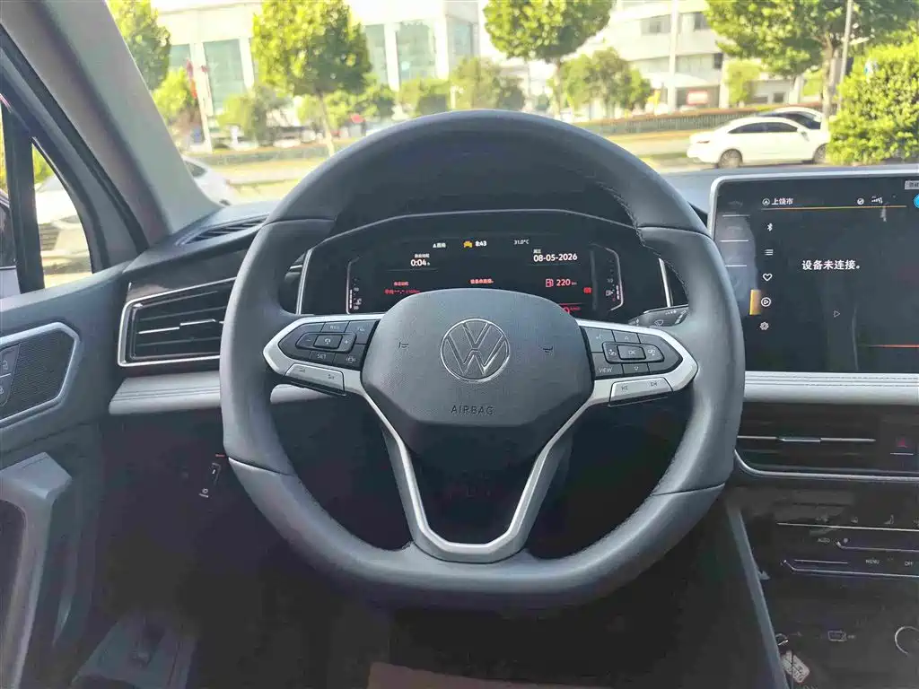 Volkswagen Tiguan L 2025 — фото 11