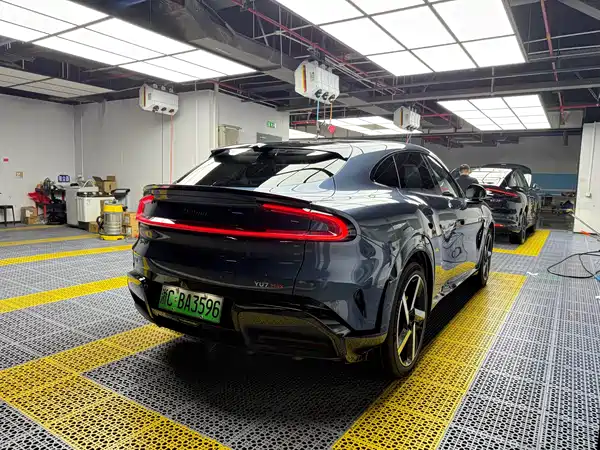 Xiaomi YU7 2025