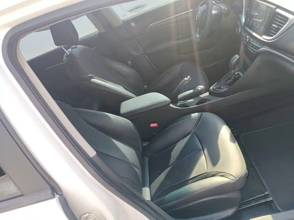 Buick Excelle 2016 — фото 25