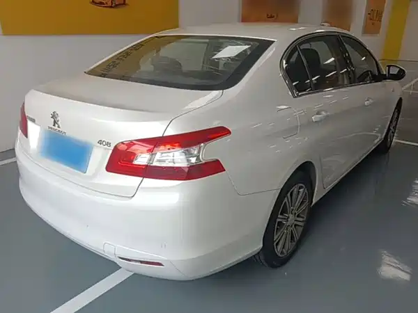 Peugeot 408 2017