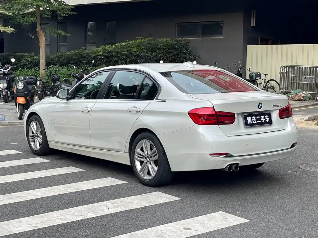 BMW 3 Series 2017