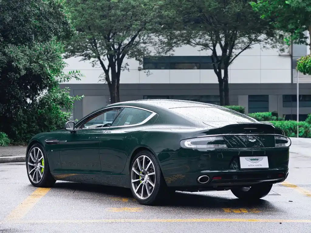 Aston Martin Rapide 2018 — фото 7