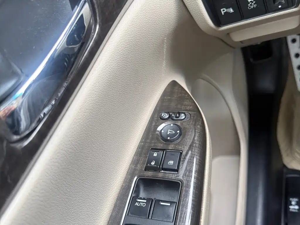 Honda Accord 2013 — фото 13